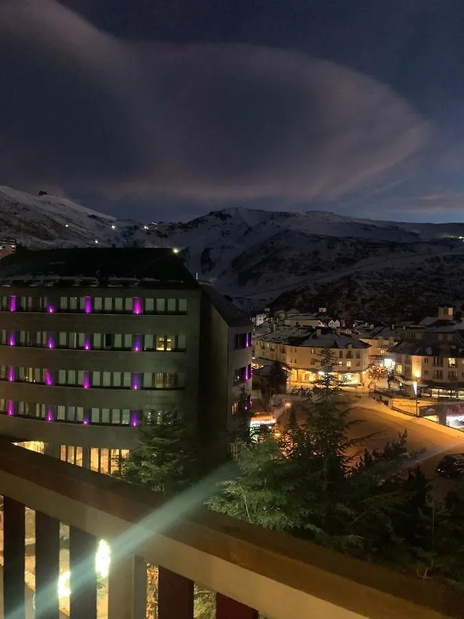 Apartmán Atico Con Vistas Increibles A Pie De Pista Y Garaje Incluido Sierra Nevada 0*,  Španělsko